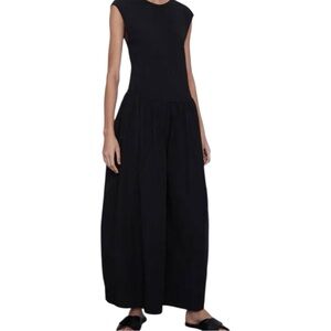 NWT Zara Black Midi Dress Women’s size Med
